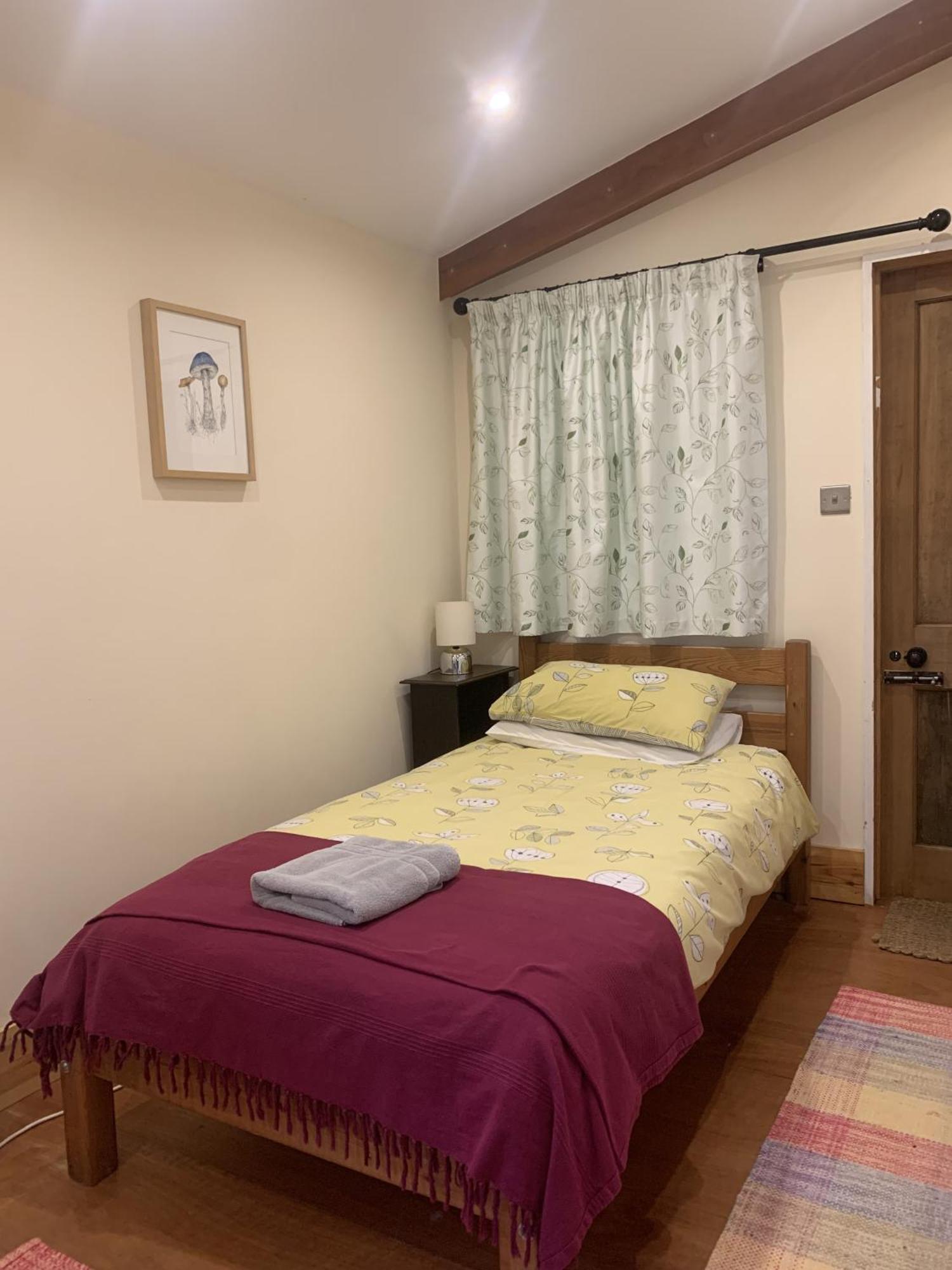 Ceridwen Glamping, Double Decker Bus And Yurts Hotel Llandysul Екстериор снимка